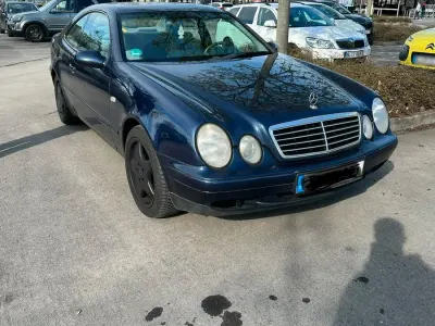 Gebraucht Mercedes CLK230 193 PS (141 kW) 1997 Blau Coupé