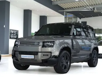 Gebraucht Land Rover Defender SE Dynamic 249 PS (183 kW) 2023 Silber SUV