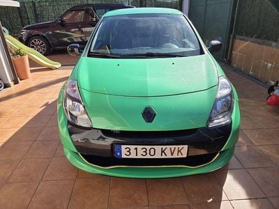Gebraucht Renault Clio II R.S. 314 PS (230 kW) 2009 Grün Limousine