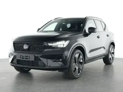 Używany Volvo XC40 Ultra 163 KM (119 kW) 2025 Czarny SUV