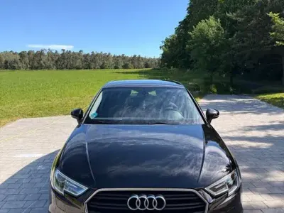 Gebraucht Audi A3 Sport 116 PS (85 kW) 2017 Schwarz Limousine