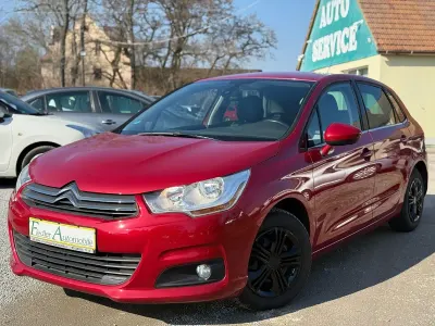 Używany Citroën C4 SELECTION 120 KM (88 kW) 2012 Czerwony Sedan/Limuzyna