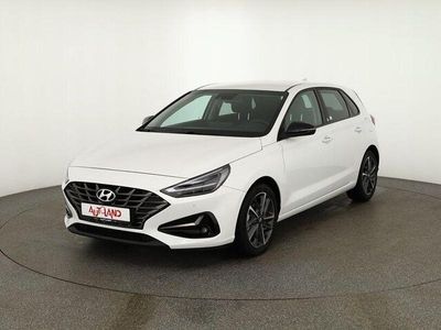 Gebraucht Hyundai i30 Edition 30 120 PS (88 kW) 2022 Weiß Limousine