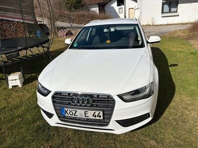 Gebraucht Audi A4 Ambiente 136 PS (100 kW) 2014 Weiß Kombi