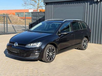 Gebraucht VW Golf VII LOUNGE 150 PS (110 kW) 2015 Kombi