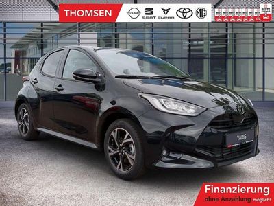 Mystic schwarz Gebraucht 2025 Toyota Yaris Hybrid Team Kleinwagen | 25.990 € (Teuer)