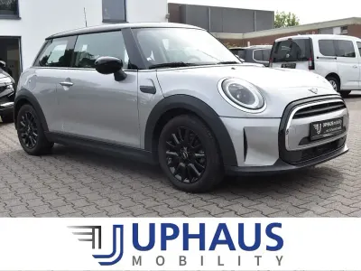 Gebraucht Mini Cooper Classic 136 PS (100 kW) 2023 Silber Kleinwagen