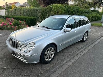 Mercedes E320