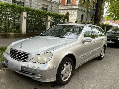 Brugt Mercedes C180 Avantgarde 143 HK (105 kW) 2003 Sølv Stationcar