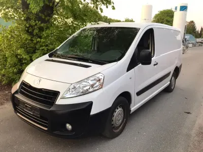 Gebraucht Peugeot Expert Avantage 128 PS (94 kW) 2014 Weiß Van