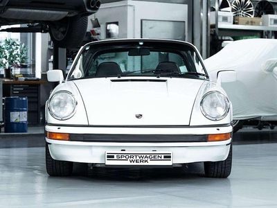 Second-hand Porsche 911SC 179 CP (131 kW) 1982 Alb Cabrio