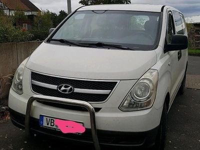 Hyundai H-1