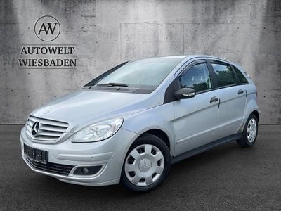 Mercedes B200