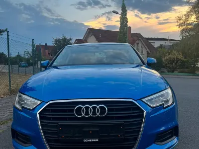 Gebraucht Audi A3 184 PS (135 kW) 2019 Blau Limousine