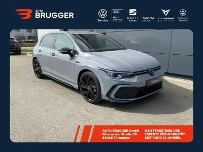 Gebraucht VW Golf VIII Style 131 PS (96 kW) 2023 Mondsteingrau Limousine