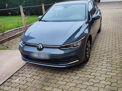 gebraucht VW Golf 2.0 TDI SCR DSG ACTIVE ACTIVE