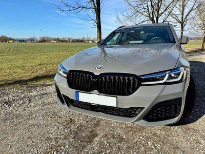 gebraucht BMW 530 530 e xDrive Touring Aut. LCI M Sport H&K HUD