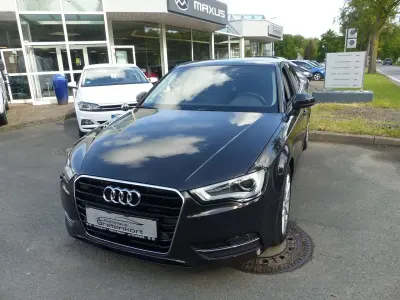 Gebraucht Audi A3 Ambition 105 PS (77 kW) 2013 Belugabraun metallic Kleinwagen