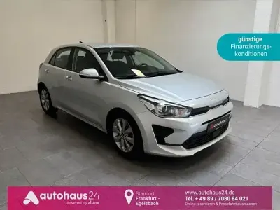 Gebraucht Kia Rio Vision 84 PS (61 kW) 2023 Silber Limousine