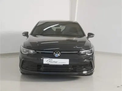 Gebraucht VW Golf VIII R-line 190 PS (139 kW) 2023 Grau Limousine