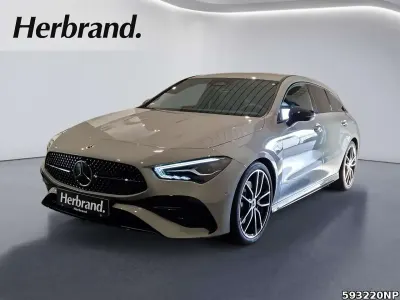 Gebraucht Mercedes CLA200 Edition 163 PS (119 kW) 2026 Manufaktur lack manufaktur alp Kombi