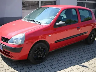 Gebraucht Renault Clio II Authentique 58 PS (42 kW) 2004 Rot Limousine