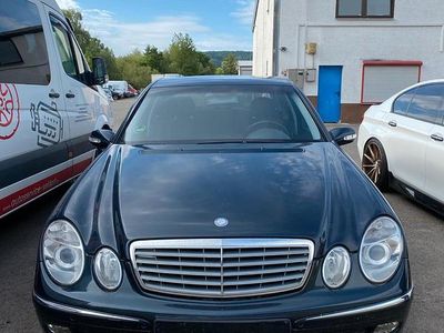 Mercedes E320