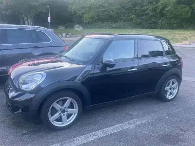 Usata Mini Cooper S Countryman 184 CV (135 kW) 2011 Nero SUV