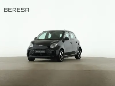Usata Smart ForFour Electric Drive 60 kW (82 CV) 2021 Nero Berlina