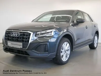 Gebraucht Audi Q2 Ambiente 150 PS (110 kW) 2021 Manhattangrau metallic SUV
