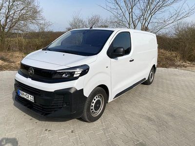 Gebraucht Opel Vivaro 120 PS (88 kW) 2024 Weiß Van / Kleinbus