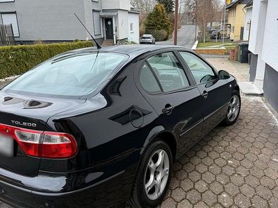 Second-hand Seat Toledo 105 CP (77 kW) 2003 Negru Berlinǎ