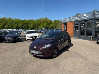 Usata Ford Fiesta Trend 82 CV (60 kW) 2009 Rosso Berlina