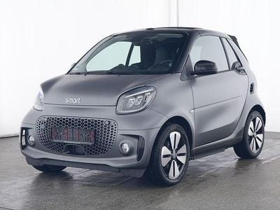 Grau Gebraucht 2024 Smart ForTwo Electric Drive Prime Exclusive Cabrio | 22.776 € (Etwas zu teuer)