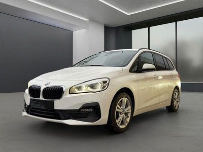 Weiß Gebraucht 2018 BMW 218 Gran Tourer Sport Line Van / Kleinbus | 12.500 € (Fairer Preis)