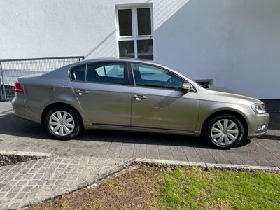 gebraucht VW Passat 1.4 TSI Trendline 79 Tsd Klimaauto