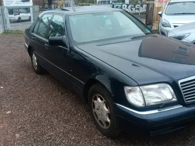 Gebraucht Mercedes S500 320 PS (235 kW) 1994 Blau Limousine
