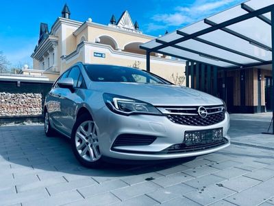 gebraucht Opel Astra 1,6 CDTI,Sports Tourer Edition,Navi,1 Hd