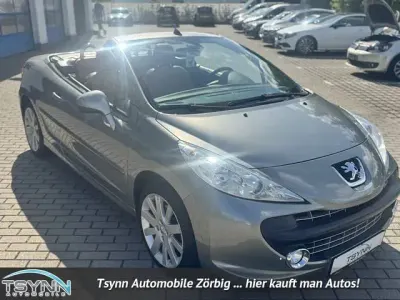 Gebraucht Peugeot 207 CC Platinum 120 PS (88 kW) 2009 Grau ermitage/metalliclackier Cabrio