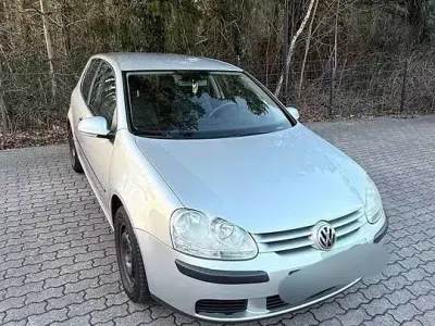 Gebraucht VW Golf IV Comfortline 75 PS (55 kW) 2005 Silber Kleinwagen