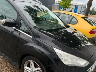 Gebraucht Ford C-MAX 2019 Schwarz Van / Kleinbus