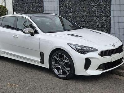 Gebraucht Kia Stinger GT-Line 200 PS (147 kW) 2018 Weiß Kleinwagen