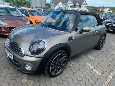 Gebraucht Mini Cooper Cabriolet 122 PS (89 kW) 2012 Silber Cabrio