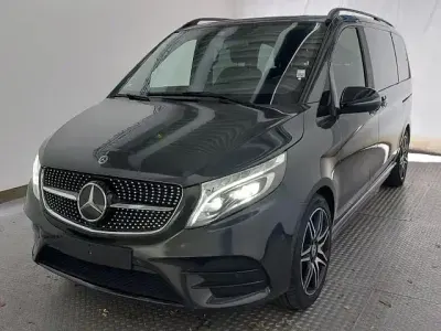 Gebraucht Mercedes V250 AMG 190 PS (139 kW) 2022 Grau Van / Kleinbus