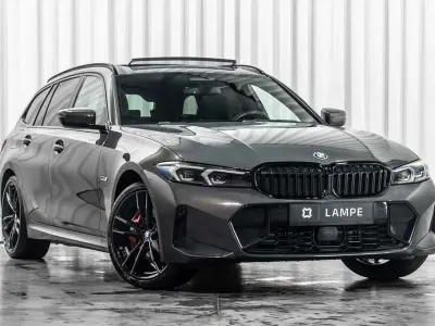 Gebraucht BMW 320e M Sport 204 PS (150 kW) 2023 Grau Kombi