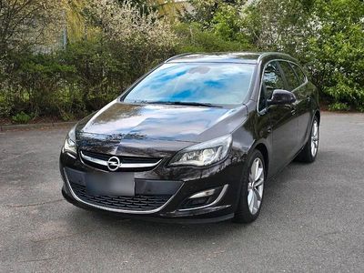 Usata Opel Astra 131 CV (96 kW) 2013 Marrone Station wagon