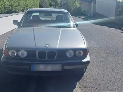 Gebraucht BMW 520 150 PS (110 kW) 1991 Grau Limousine