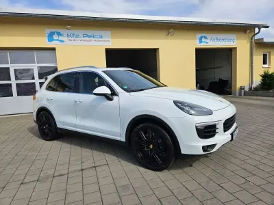 Gebraucht Porsche Cayenne Diesel 262 PS (192 kW) 2016 Pure white SUV