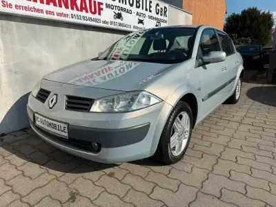 Brugt Renault Mégane II Privilege 98 HK (72 kW) 2004 Sølv Sedan