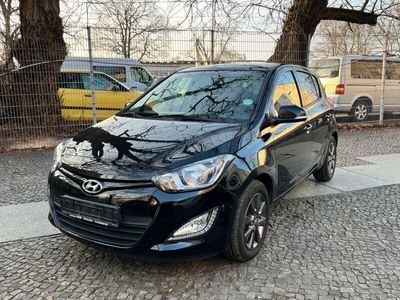 gebraucht Hyundai i20 1.2 Trend Klima TÜV 11/2025